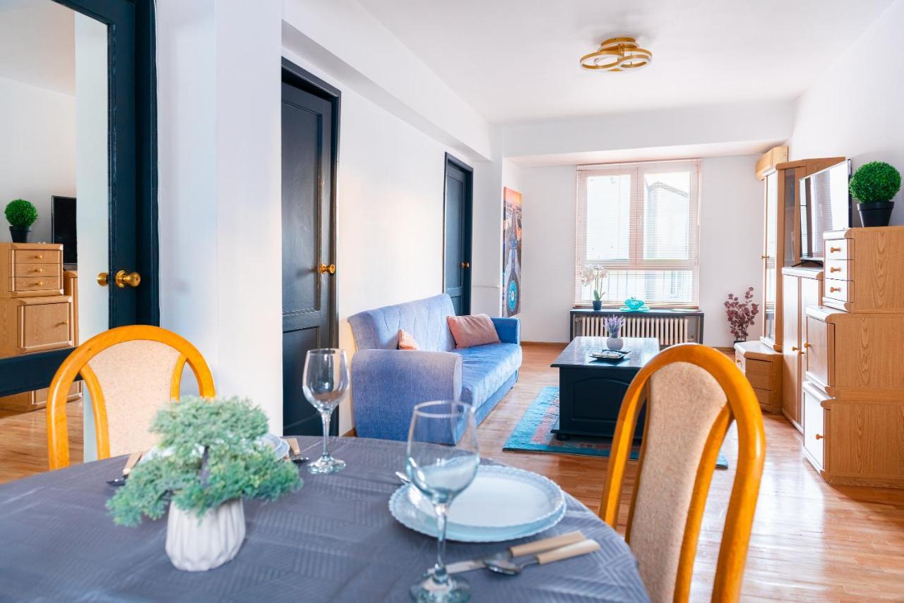 Promenada Old Town Apartment Bucureşti Ngoại thất bức ảnh