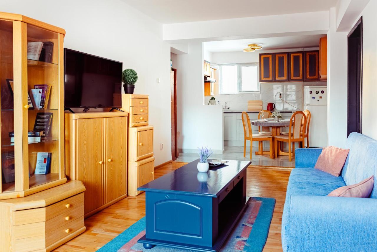 Promenada Old Town Apartment Bucureşti Ngoại thất bức ảnh